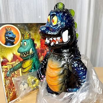 Amazon.co.jp: PICO PICO 怪獣大王 まんが版 貫禄のBLACK 黒 KAIJU